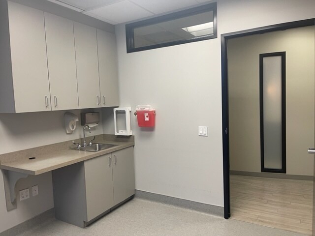 More Photos Of 15944 Los Serranos Country Club Dr, Chino Hills Coworking Space