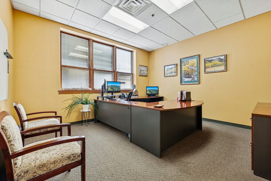 More Photos Of 1910 Main Ave, Durango Office For Sale