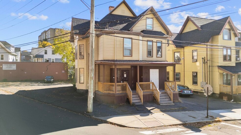 More Photos Of 74 Holmes Ave, Waterbury Storefront Retail Residential For Sale