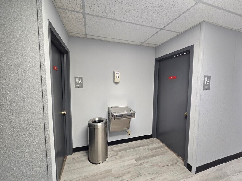 More Photos Of 2408 S 37th St, Temple Office For Lease
