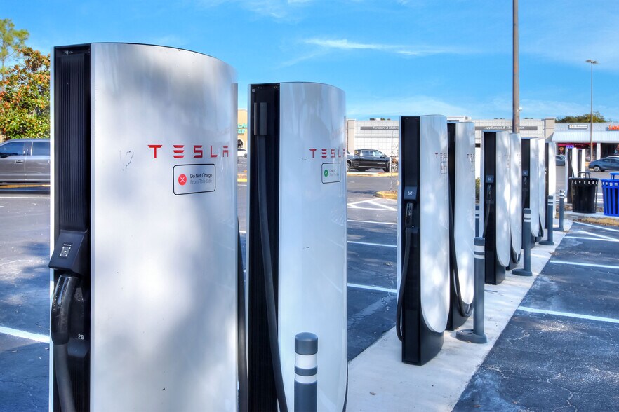 More Photos Of , Bartow General Retail For Sale