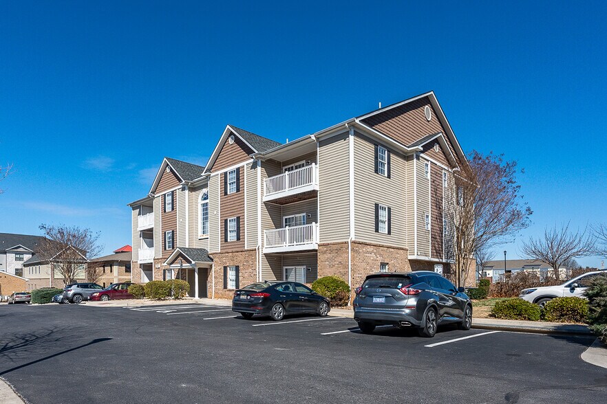 More Photos Of 301 Rotunda St, Lynchburg Apartments For Sale