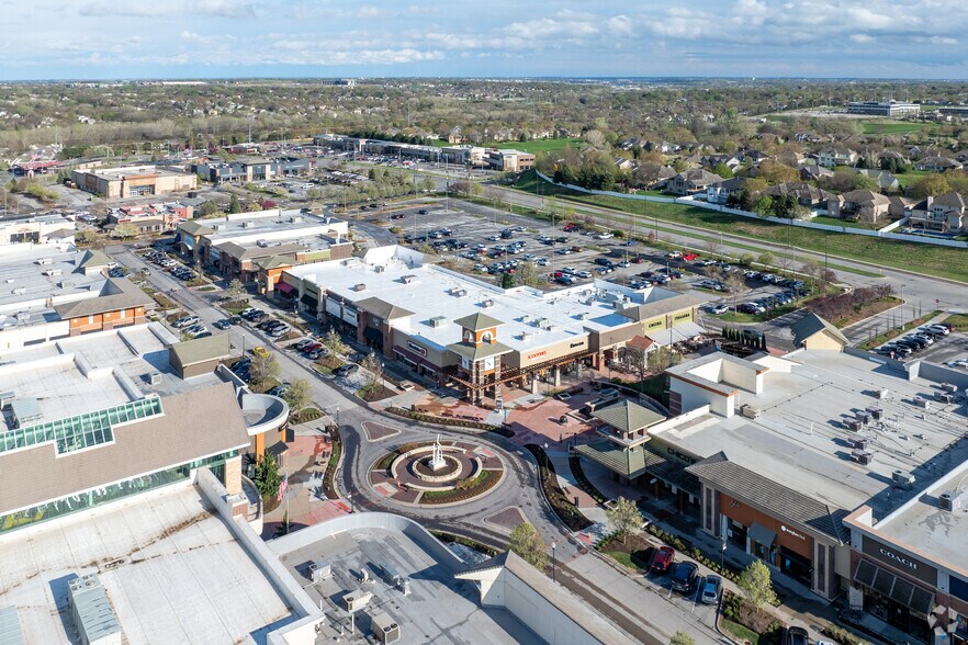 More Photos Of 17305 Davenport St, Omaha Unknown For Sale