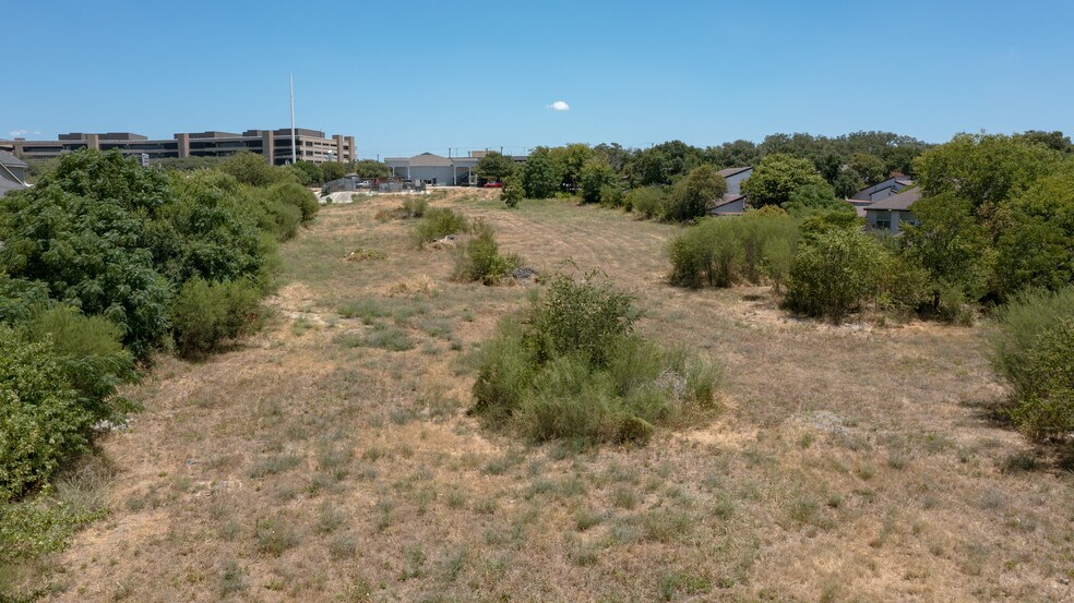 More Photos Of 9735 Fredericksburg Road, San Antonio Land For Sale