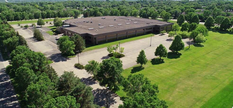 More Photos Of 10951 Bush Lake Rd, Bloomington Warehouse For Sale