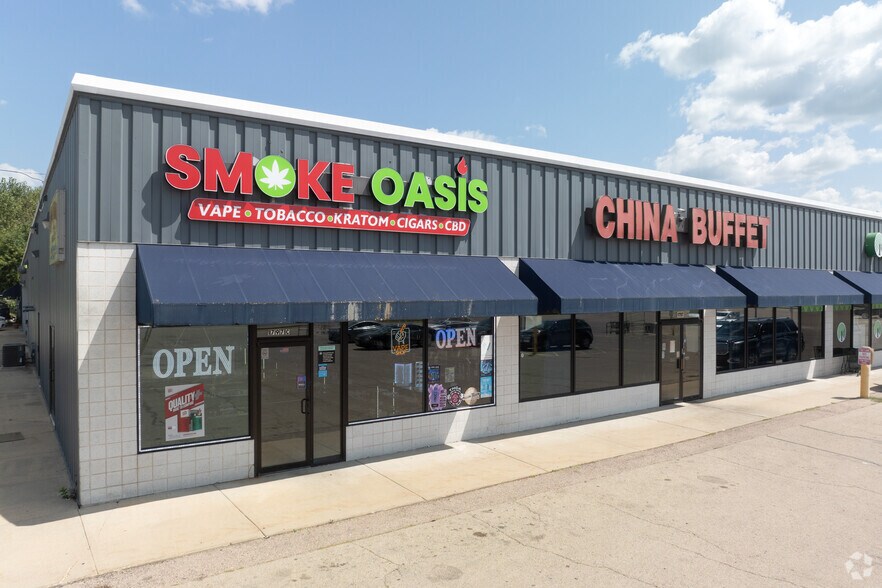 More Photos Of 1801 S West Ave, Freeport Storefront For Sale