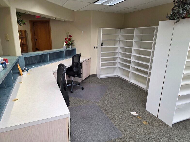 More Photos Of 1801 1st Ave, Longview Medical For Sale