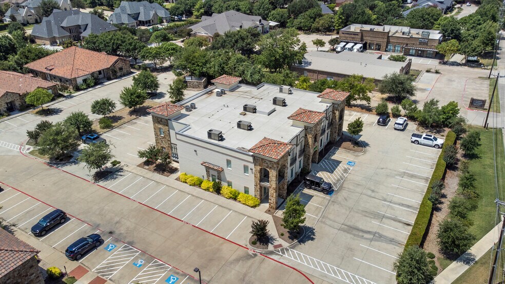 More Photos Of 351 W Southlake Blvd, Southlake Medical For Sale