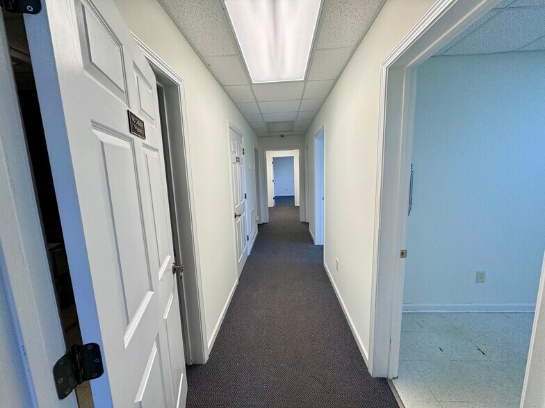 More Photos Of 70 Mountain Dr, Dahlonega Medical For Lease