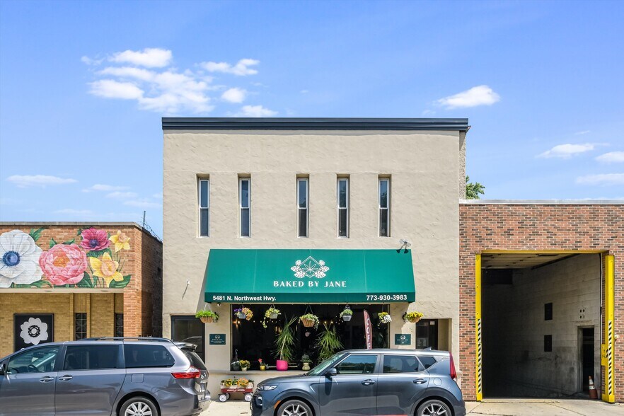 More Photos Of 5481 N Northwest Hwy, Chicago Storefront Retail Residential For Sale