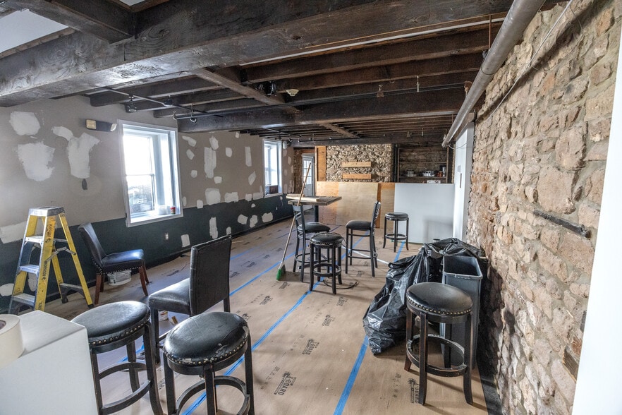 More Photos Of 101 S State St, Newtown Restaurant For Lease