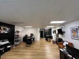 More Photos Of 2011 Chapel Plaza Ct, Columbia Office For Lease