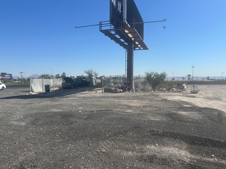 More Photos Of 6179 Dean Martin Dr, Las Vegas Land For Sale