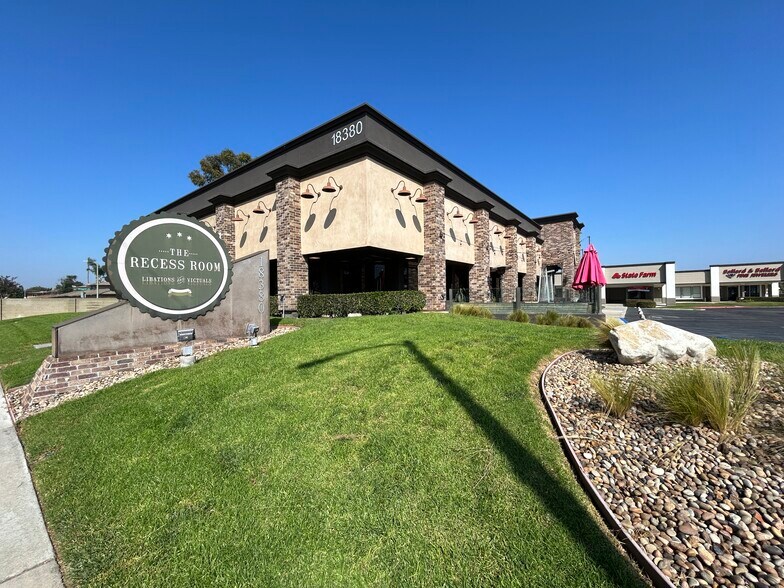 More Photos Of 18380-18450 Brookhurst St, Fountain Valley Storefront Retail Office For Lease