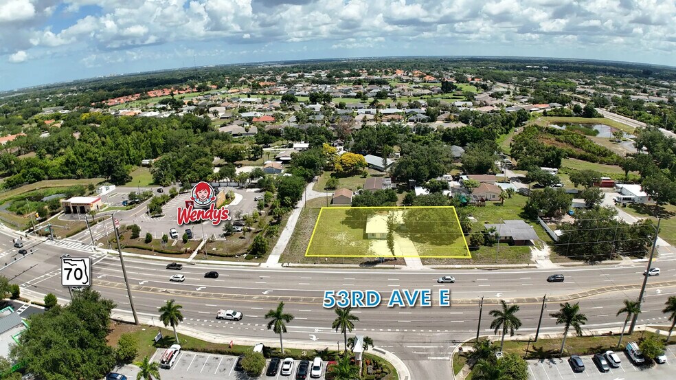 More Photos Of 4223 53rd Ave E, Bradenton Office Residential For Sale