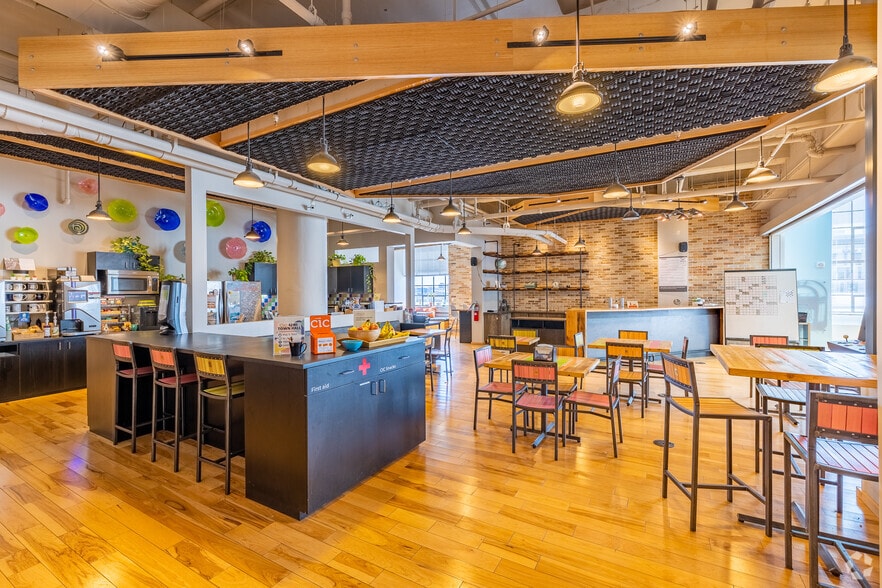 More Photos Of 4220 Duncan Ave, Saint Louis Office For Lease