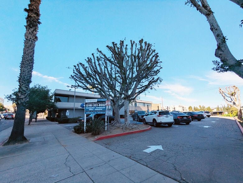 More Photos Of 14827 Ventura Blvd, Sherman Oaks Medical For Lease