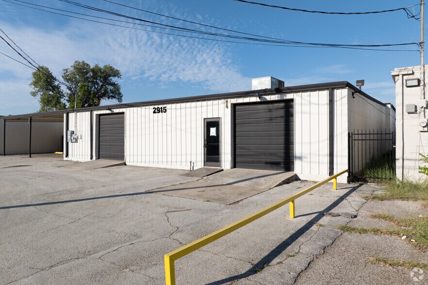 More Photos Of 2911 Edith Ln, Haltom City Unknown For Lease