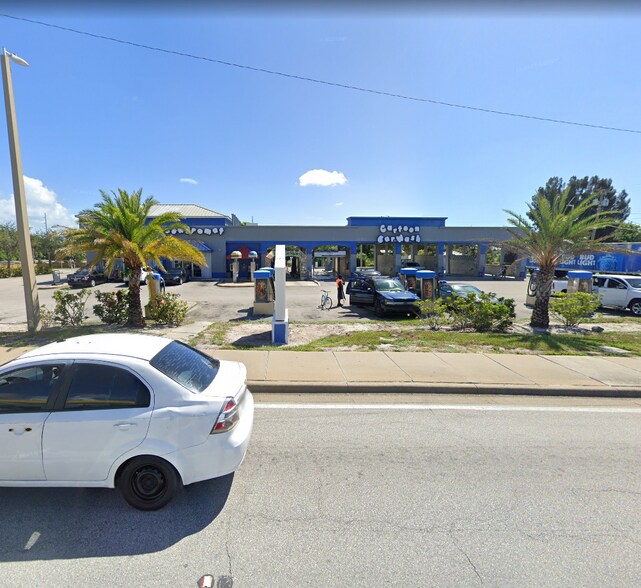 Primary Photo Of 420-430 N US Highway 1, Fort Pierce General Retail For Sale