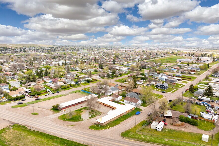 More Photos Of 1521 1st Ave NW, Great Falls Hotel For Sale