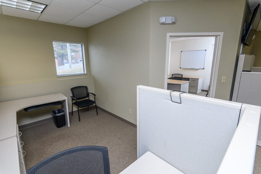 More Photos Of 2023 St. Mary's Blvd, Jefferson City Medical For Lease