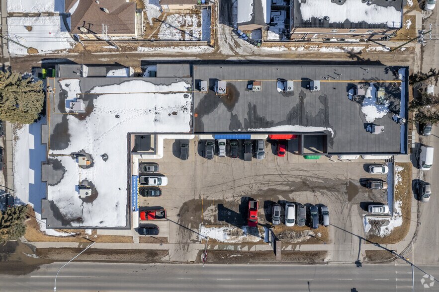 More Photos Of 2400 Centre St NE, Calgary Storefront For Lease