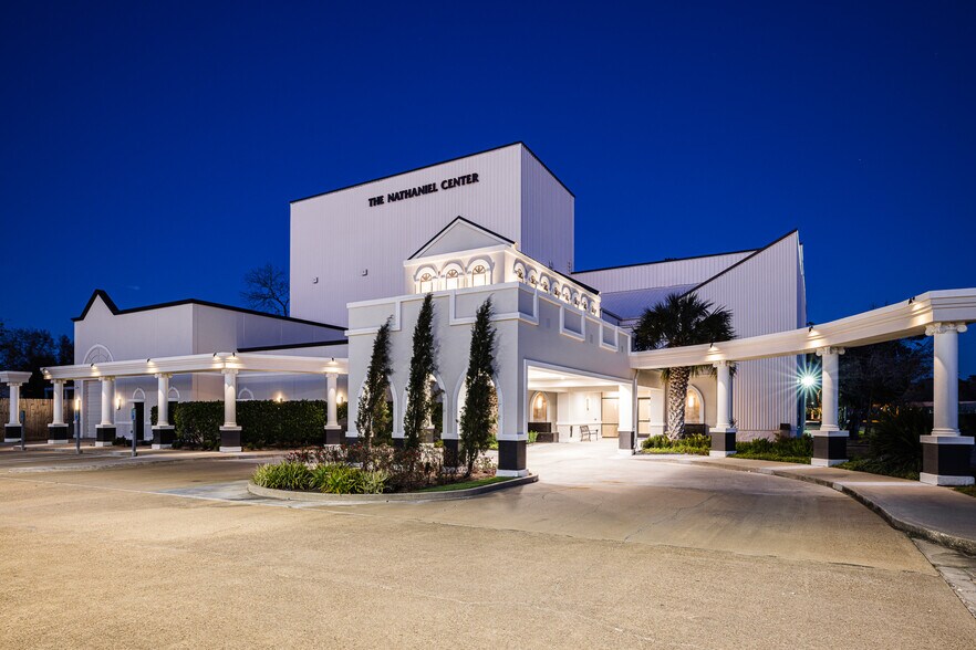 Primary Photo Of 804 Russell Palmer Rd, Kingwood Theater Concert Hall For Sale