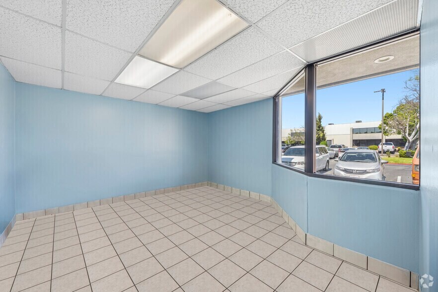 More Photos Of 1195 Linda Vista Dr, San Marcos Industrial For Sale