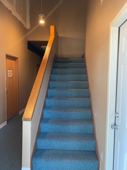 More Photos Of 19635 SW Tualatin Valley Hwy, Beaverton Medical For Sale