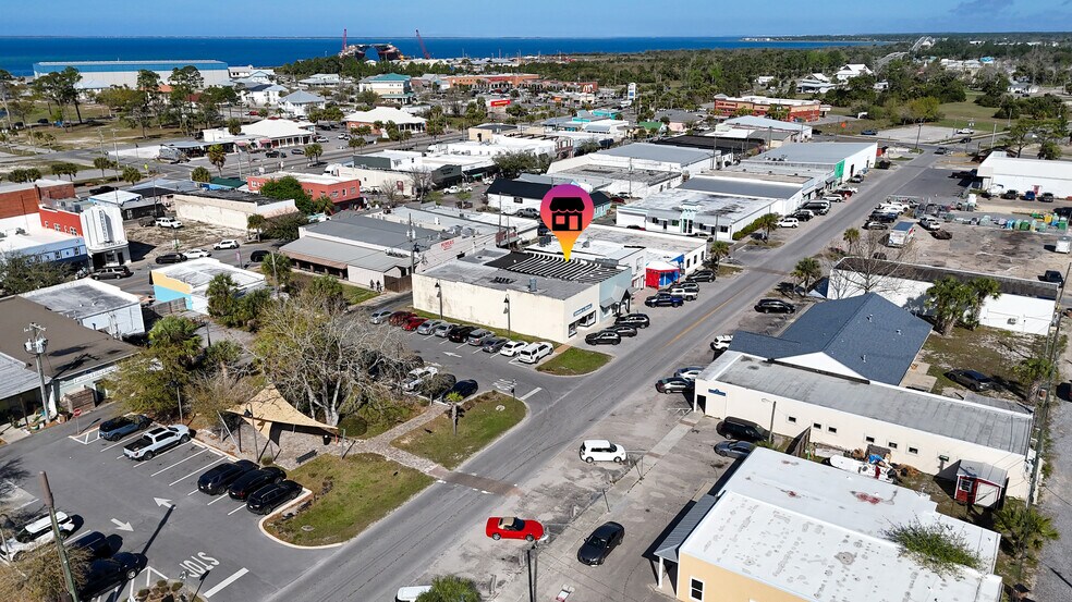 More Photos Of 308 Williams Ave, Port Saint Joe Storefront For Sale