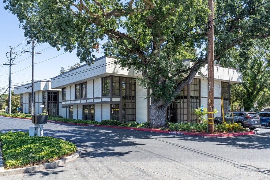 More Photos Of 877 Ygnacio Valley Rd, Walnut Creek Office For Lease