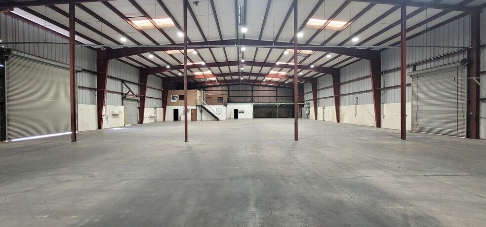 More Photos Of 295 Convair Ave, Chico Industrial For Lease