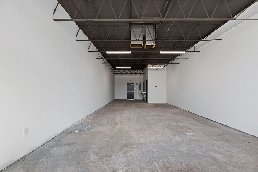 More Photos Of 612 NW 9th Ave, Fort Lauderdale Restaurant For Lease