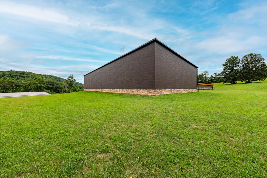 More Photos Of 145 School Rd, Mount Morris Office For Sale