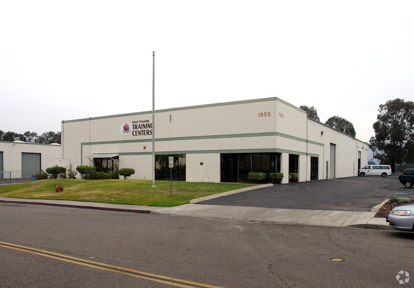 More Photos Of 1855 John Towers Ave, El Cajon Warehouse For Lease