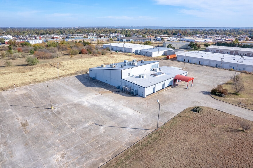 More Photos Of 6825 W Wilshire Blvd, Oklahoma City Theater Concert Hall For Sale