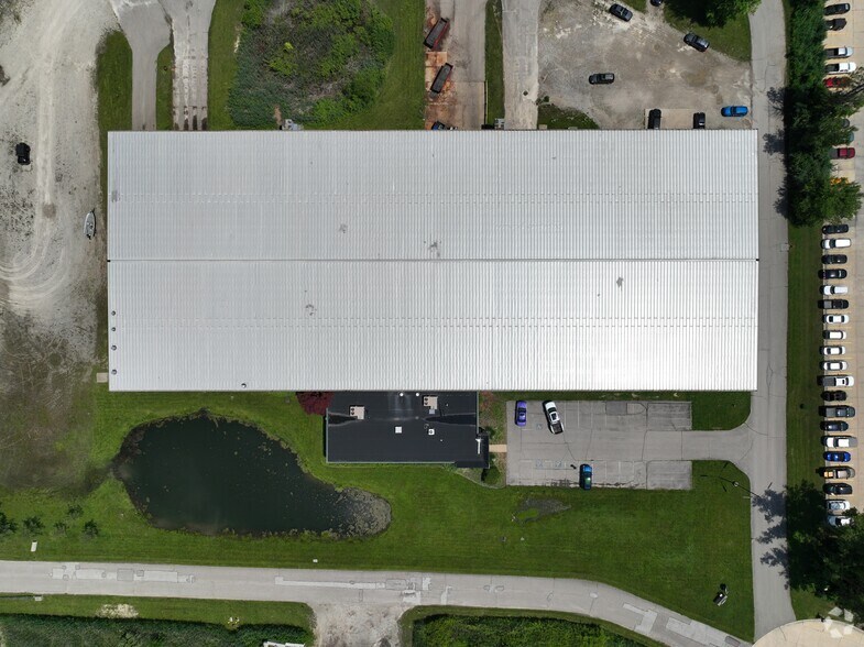 More Photos Of 892 Callendar Blvd, Painesville Manufacturing For Sale