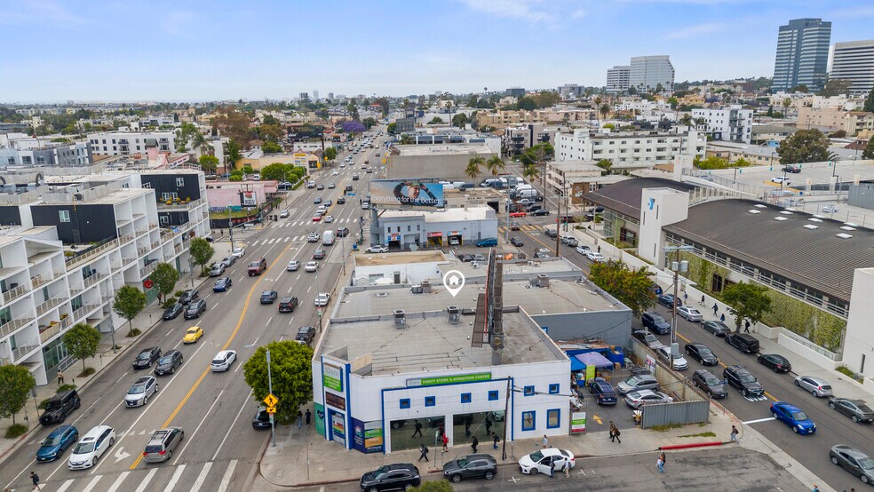 More Photos Of 11807 Santa Monica Blvd, Los Angeles Storefront For Lease