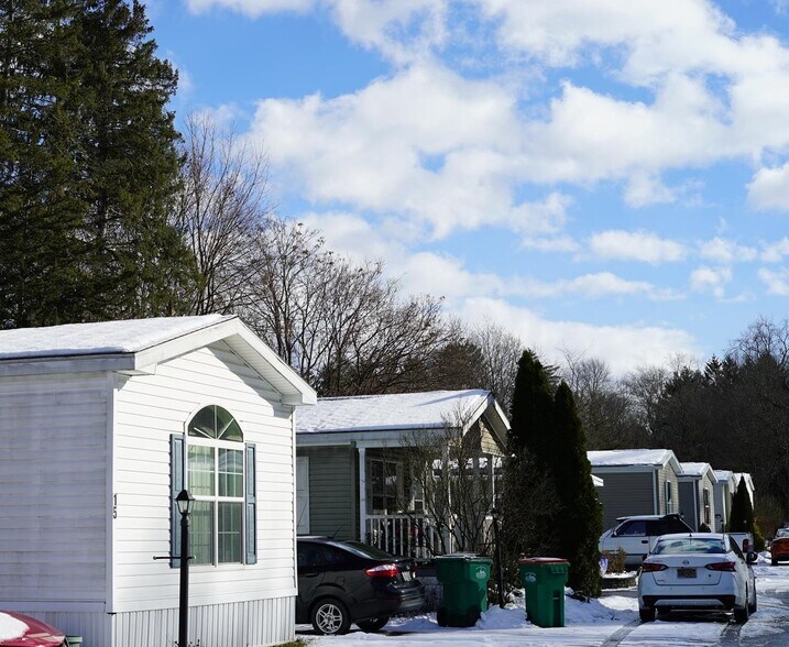 More Photos Of 575 Creek Rd, Poughkeepsie Manufactured Housing Mobile Home Park For Sale