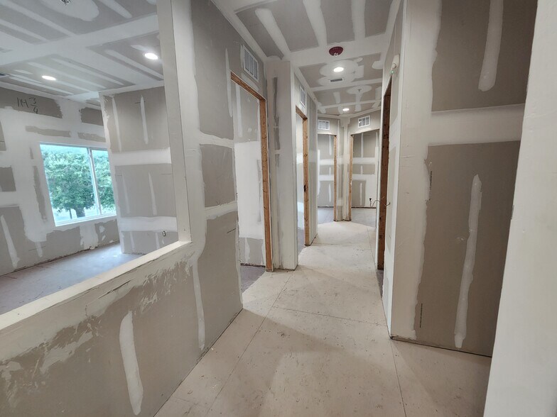 More Photos Of 2641 Fruitville Rd 0, Sarasota Medical For Sale