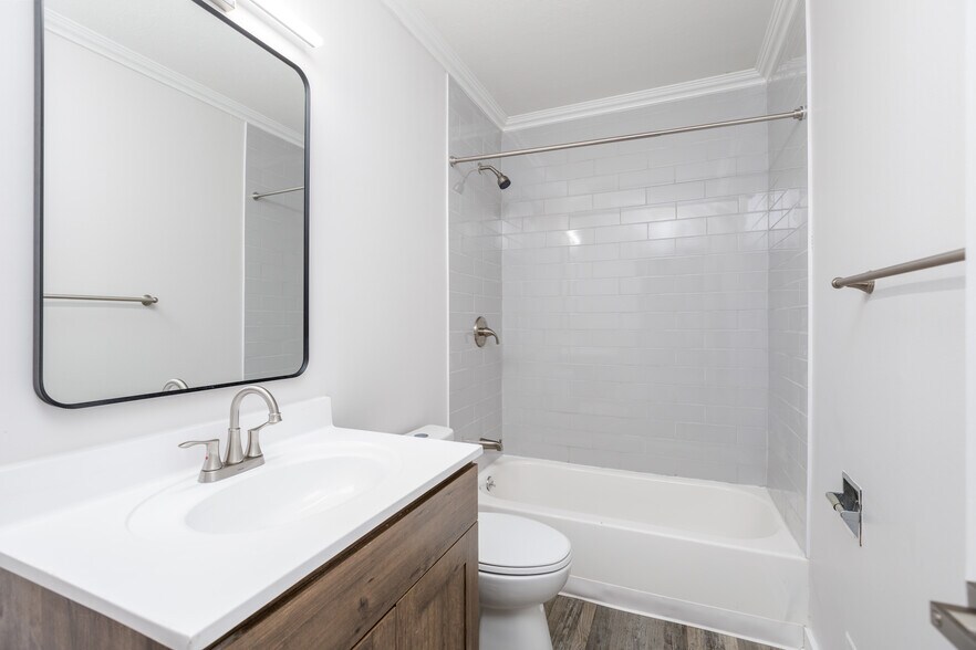 More Photos Of 4577 Olentangy River Rd, Columbus Apartments For Sale
