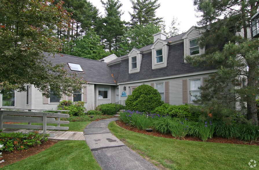 More Photos Of 1 Mound Ct, Merrimack Medical For Sale