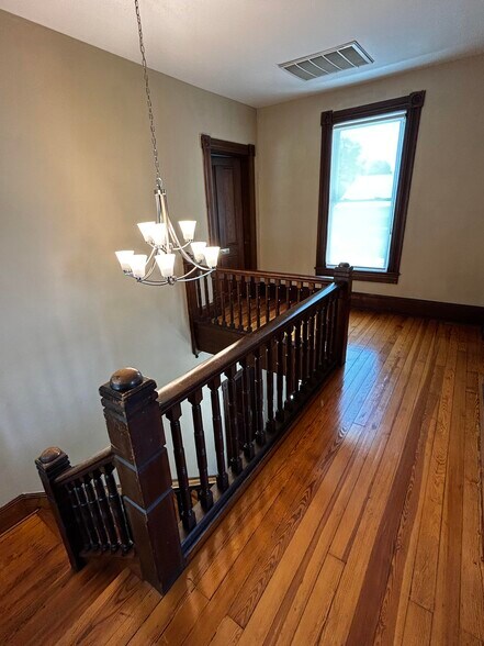 More Photos Of 609 S Main St, Culpeper Office Residential For Sale