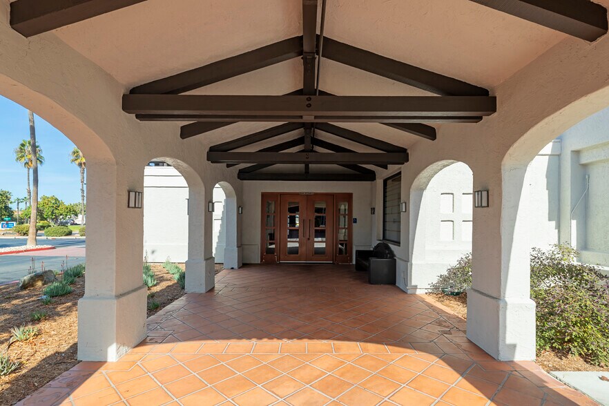 More Photos Of 755 Raintree Dr, Carlsbad Office For Sale