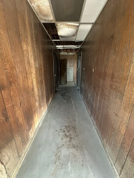 More Photos Of 1662 Murfreesboro Rd, Woodbury General Retail For Sale