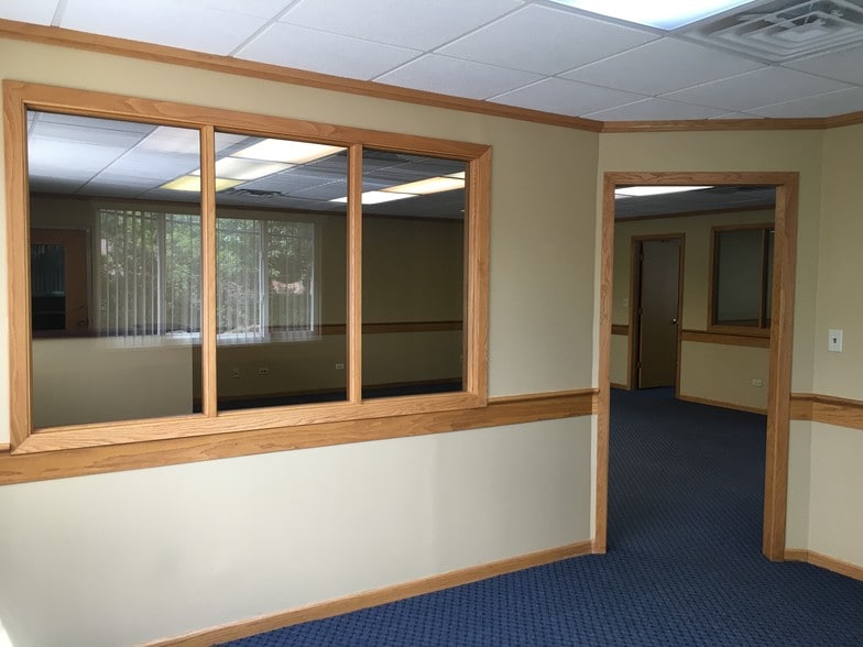 More Photos Of 1101 Irving Park Rd, Bensenville Medical For Sale