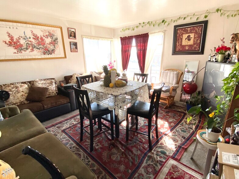 More Photos Of 5444 International Blvd, Oakland Apartments For Sale