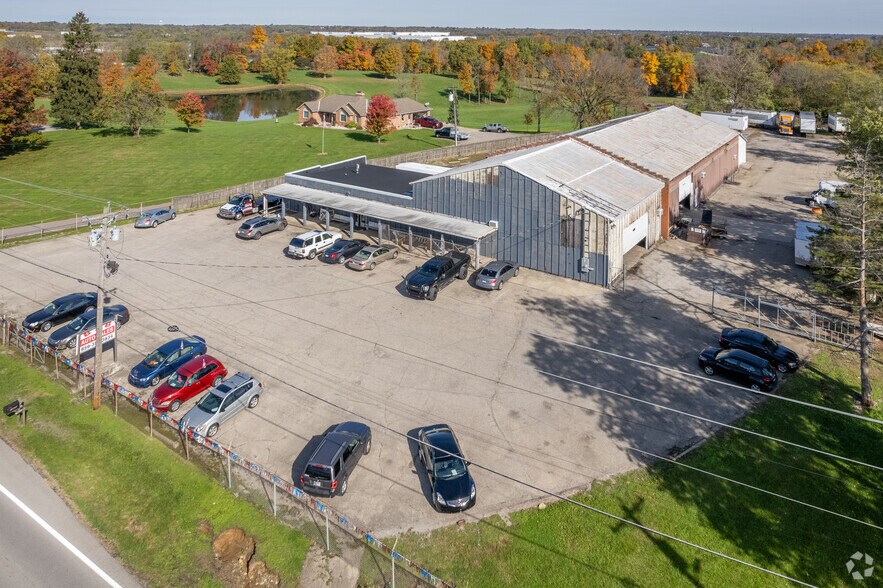 Primary Photo Of 13477 Dixie Hwy, Walton Auto Dealership For Sale