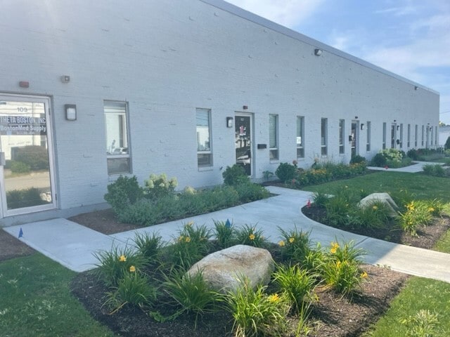 More Photos Of 101-111 Tosca Dr, Stoughton Unknown For Lease