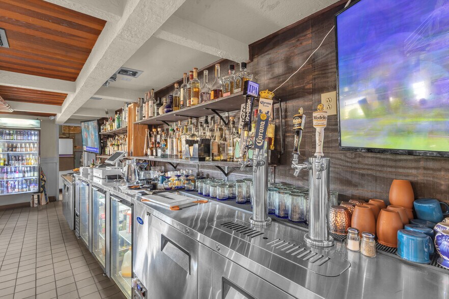 More Photos Of 57173 Sunnyslope Dr, Yucca Valley General Retail For Sale